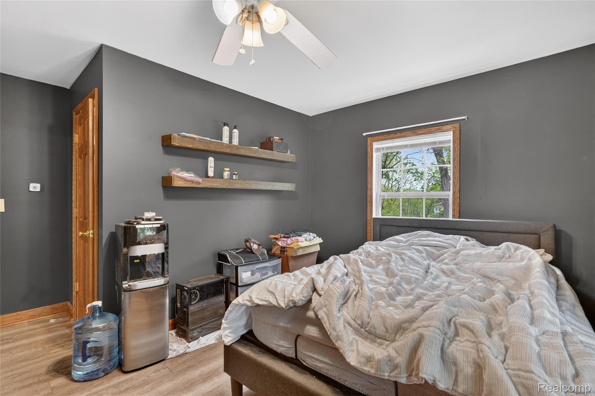 6235 Flushing Road Flushing, MI 48433 - Photo 34 of 58 34-6235-Flushing-Rd-Flushing-Windowstill.jpg