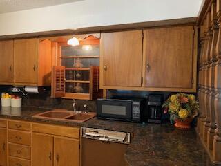 1809 West 19th Plainview, TX 79072 - Photo 10 of 34 09