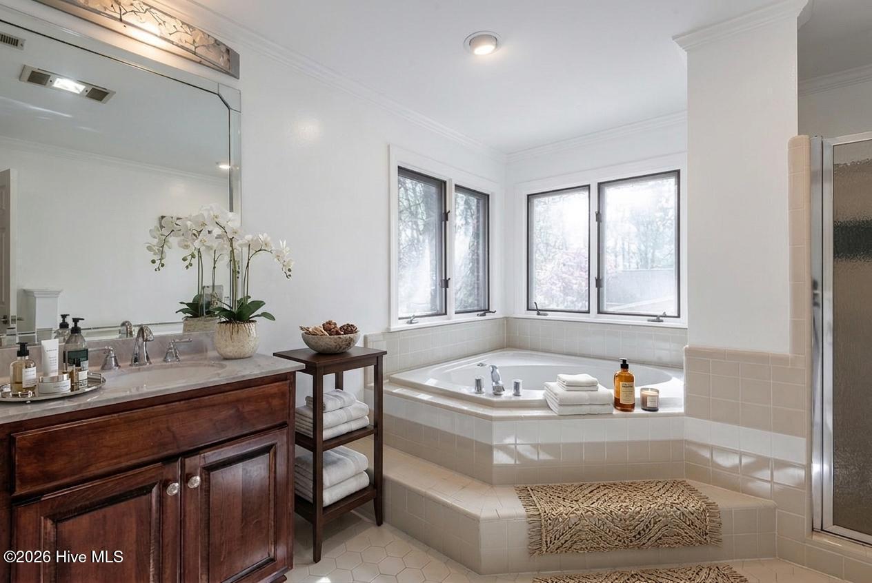 316 Pinewood Road Greenville, NC 27858 - Photo 28 of 46 collov-ai_20260408080146_ry299w