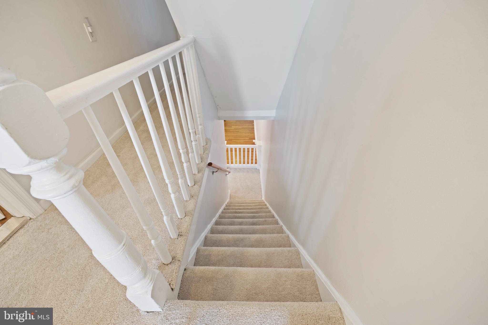 412 Holly Road Lansdowne, PA 19050 - Photo 15 of 40 Stairway