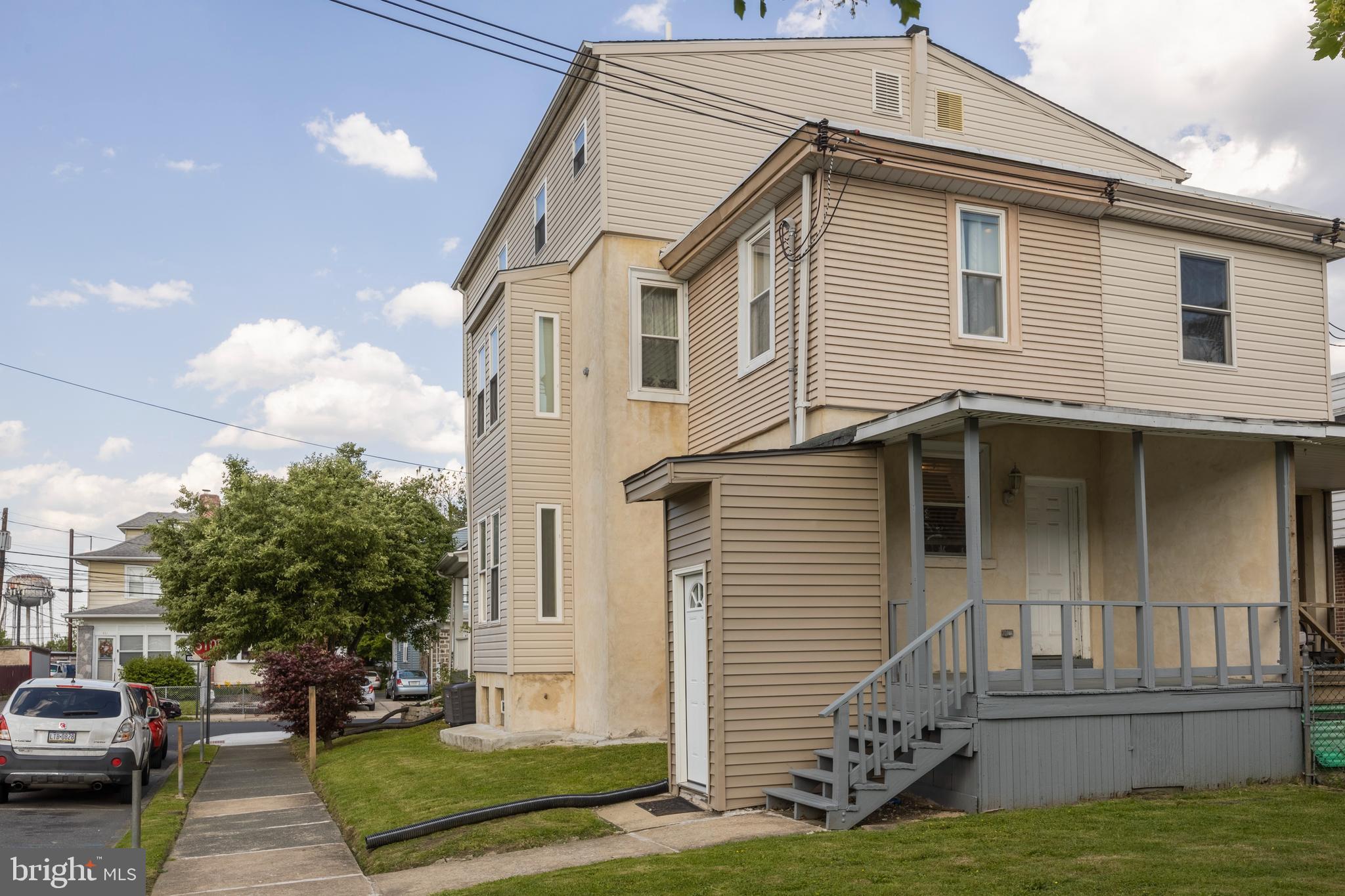 412 Holly Road Lansdowne, PA 19050 - Photo 29 of 40 Rear of Property