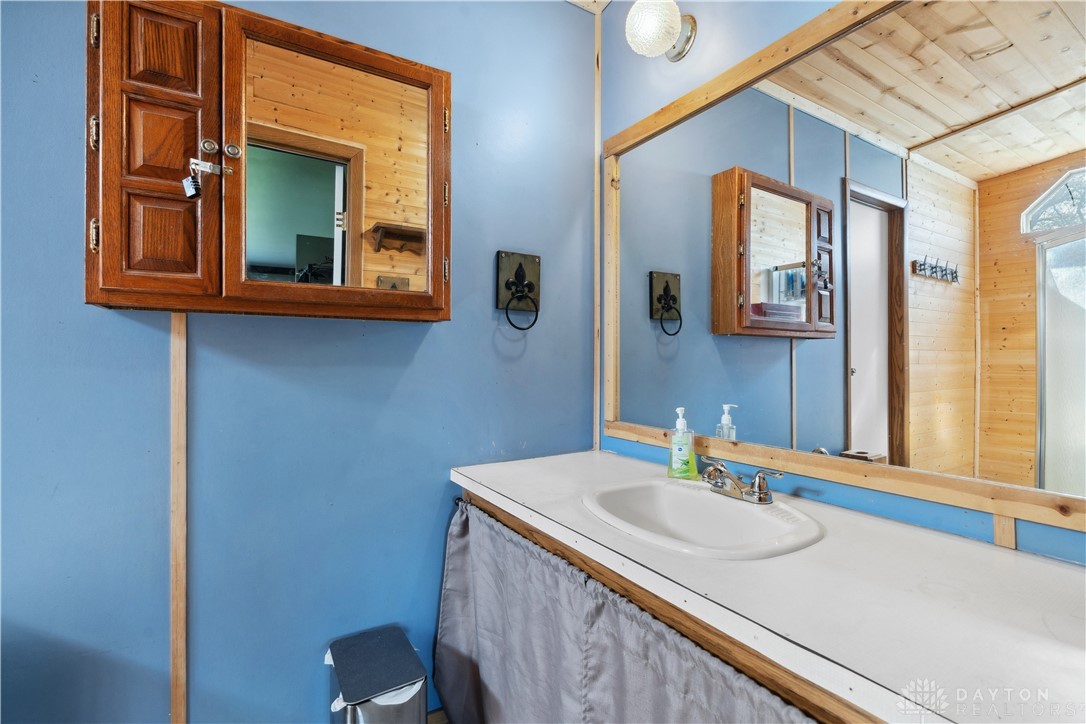 2323 Lamb Road Sabina, OH 45169 - Photo 19 of 28 Gallery Image 19