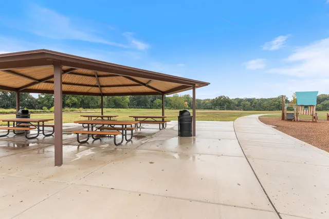 $573,500 | 21042 Lakewoods Lane, Shorewood, IL 60404