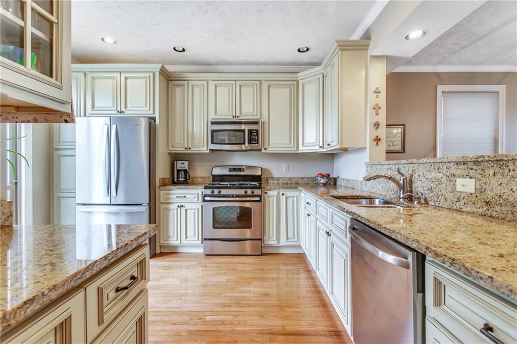 238 Prospect Street Pittsburgh, PA 15211 - Photo 3 of 21