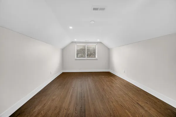 $589,999 | 3010 North Nottingham Avenue, Chicago, IL 60634
