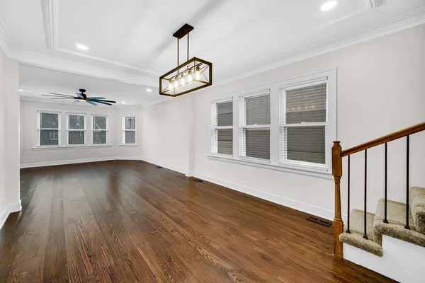 $589,999 | 3010 North Nottingham Avenue, Chicago, IL 60634