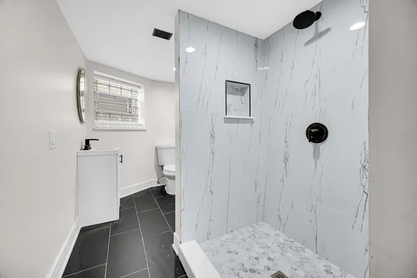 $589,999 | 3010 North Nottingham Avenue, Chicago, IL 60634