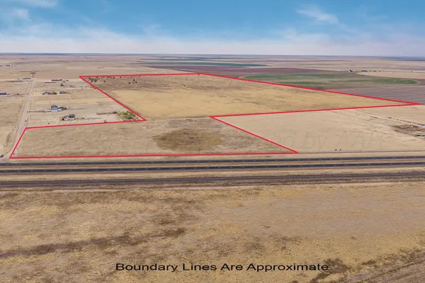 $1,264,000 | 158 County Road 6, Claude, TX 79019