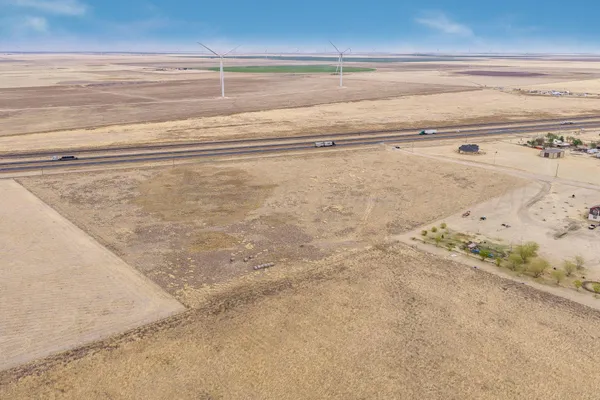 $1,264,000 | 158 County Road 6, Claude, TX 79019