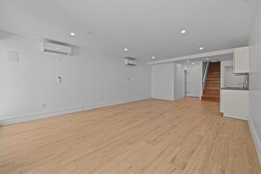 147 Luquer Street, Unit 1 Brooklyn, NY 11231 - Photo 22 of 26 Lower level