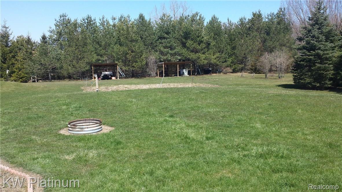 4104 Campbell Road Fort Gratiot, MI 48059 - Photo 22 of 23 20160414_134449.jpg