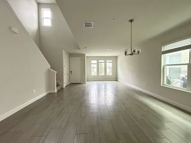 $2,300 | Undisclosed Address, DeBary, FL 32713