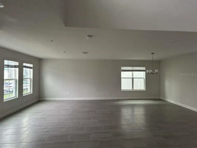 $2,300 | Undisclosed Address, DeBary, FL 32713