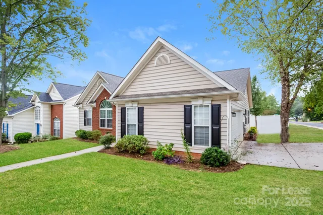 $2,135 | 15387 Leslie Brooke Road, Huntersville, NC 28078