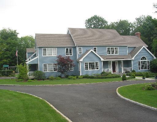 5 Soundview Farm Road Weston, CT 06883 - Photo 1 of 1