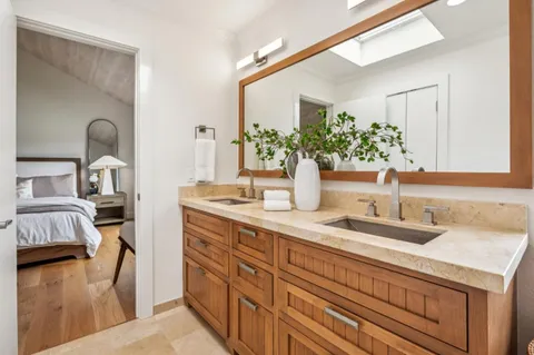 $3,149,413 | 640 Marlin Court, Redwood Shores, CA 94065