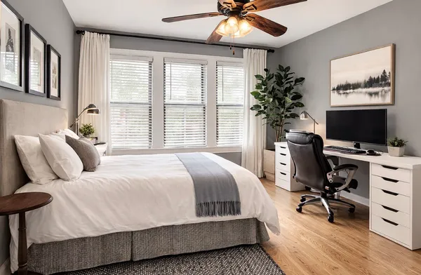 $2,400 | 4004 Julian Street, Houston, TX 77009