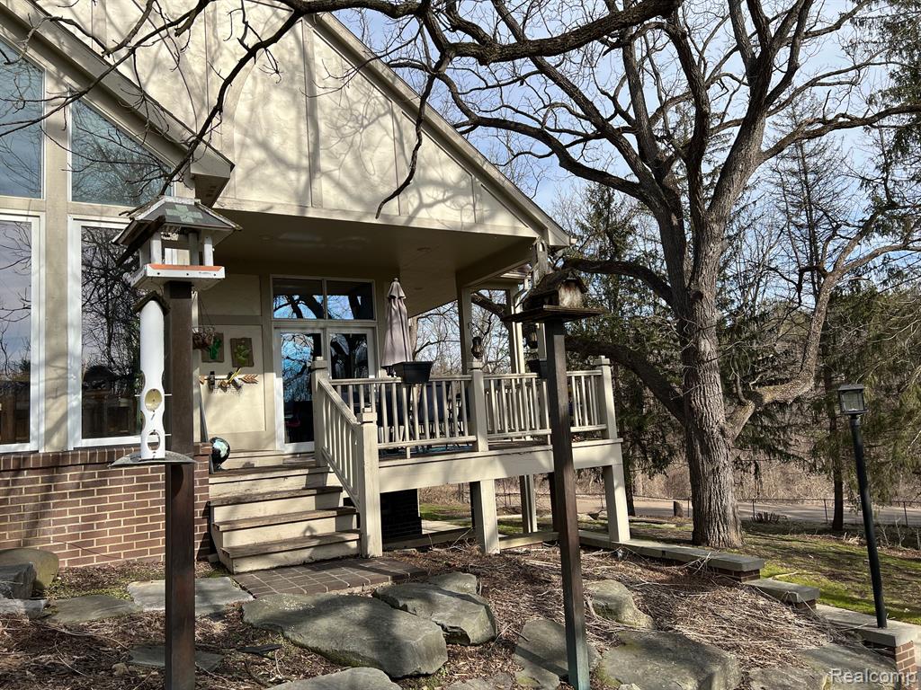 1750 East Gunn Road Rochester, MI 48306 - Photo 10 of 90