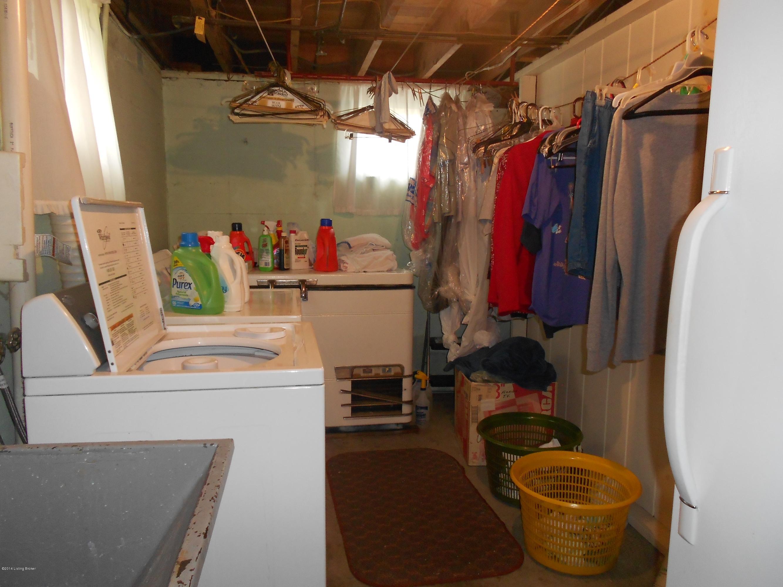 7 Sterling Road Louisville, KY 40220 - Photo 29 of 42 DSCN0630