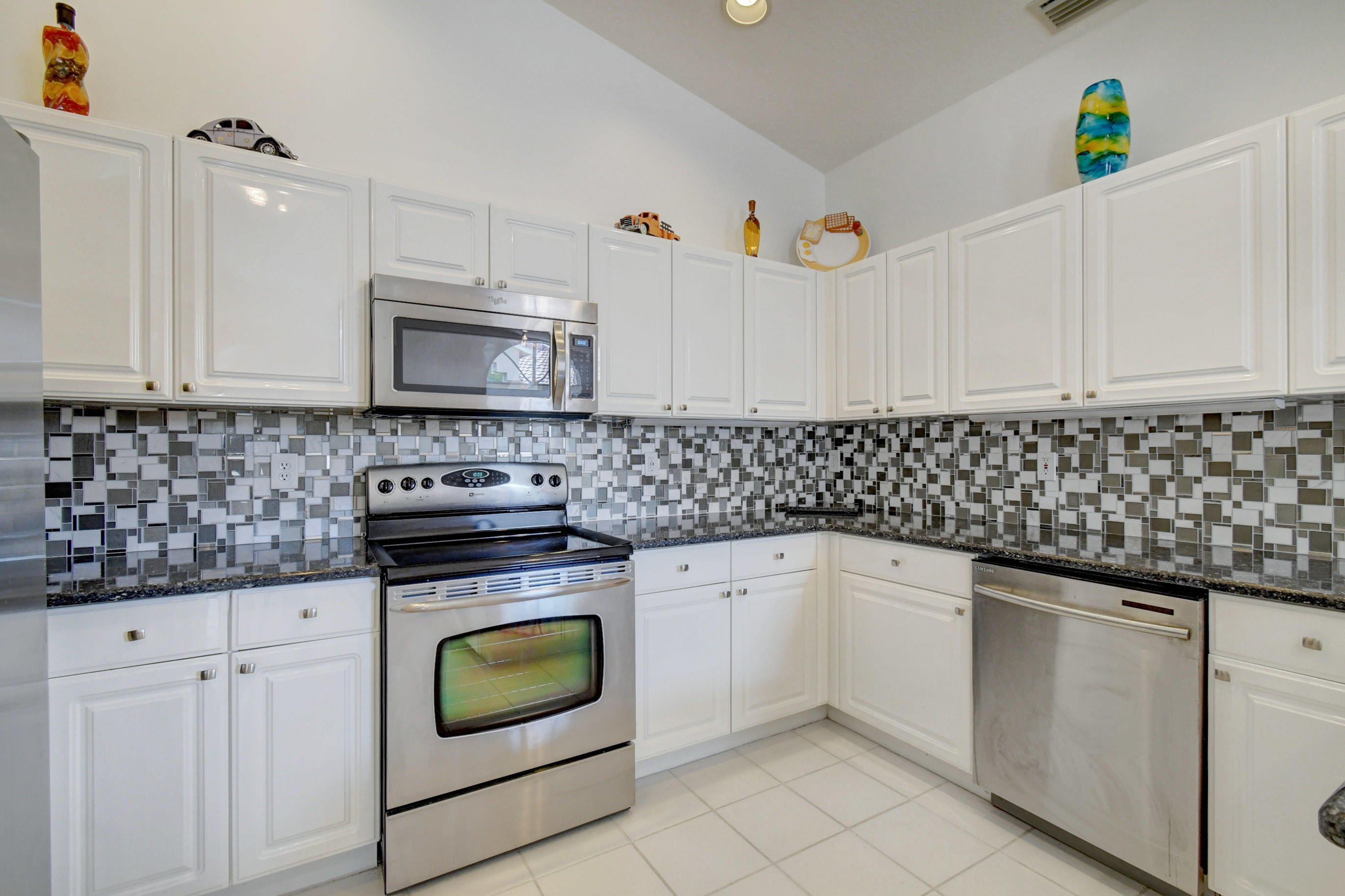 8236 Vía Bella Boca Raton, FL 33496 - Photo 18 of 71 33_dsc_7417_18_19_20_21