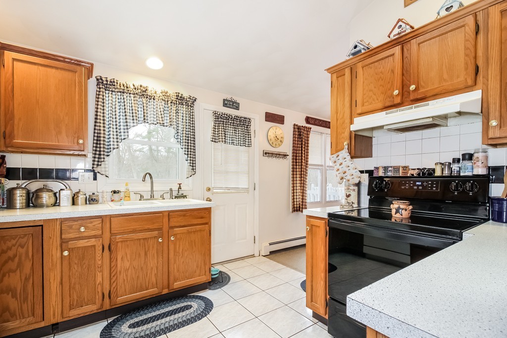 26 Colonial Way Rehoboth, MA 02769 - Photo 8 of 18 Gallery Image 8