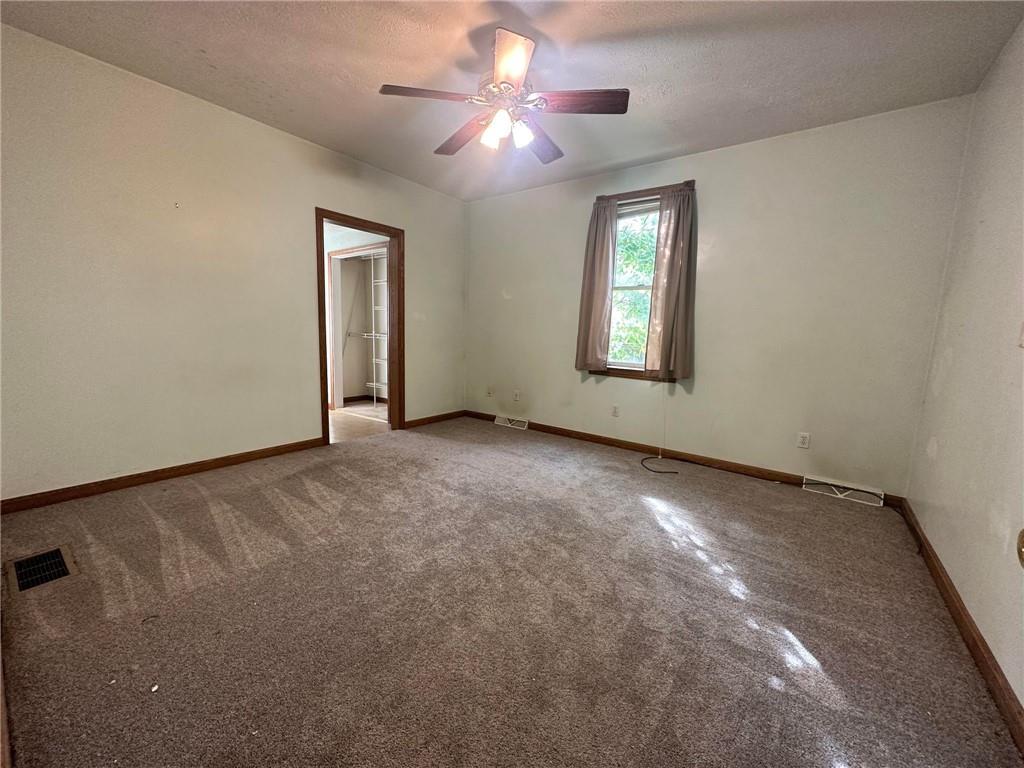449 North Chestnut Street Butler, PA 16001 - Photo 12 of 29 Gallery Image 12