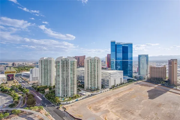 $4,500 | 222 Karen Avenue, Unit 4005, Las Vegas, NV 89109