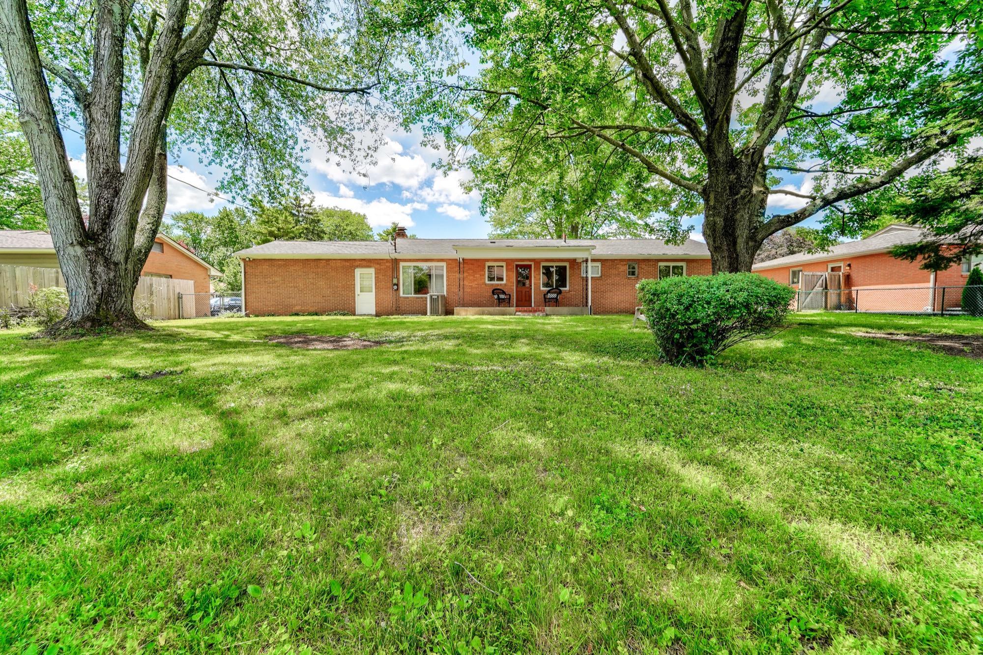 3970 Mountview Road Columbus, OH 43220 - Photo 33 of 35