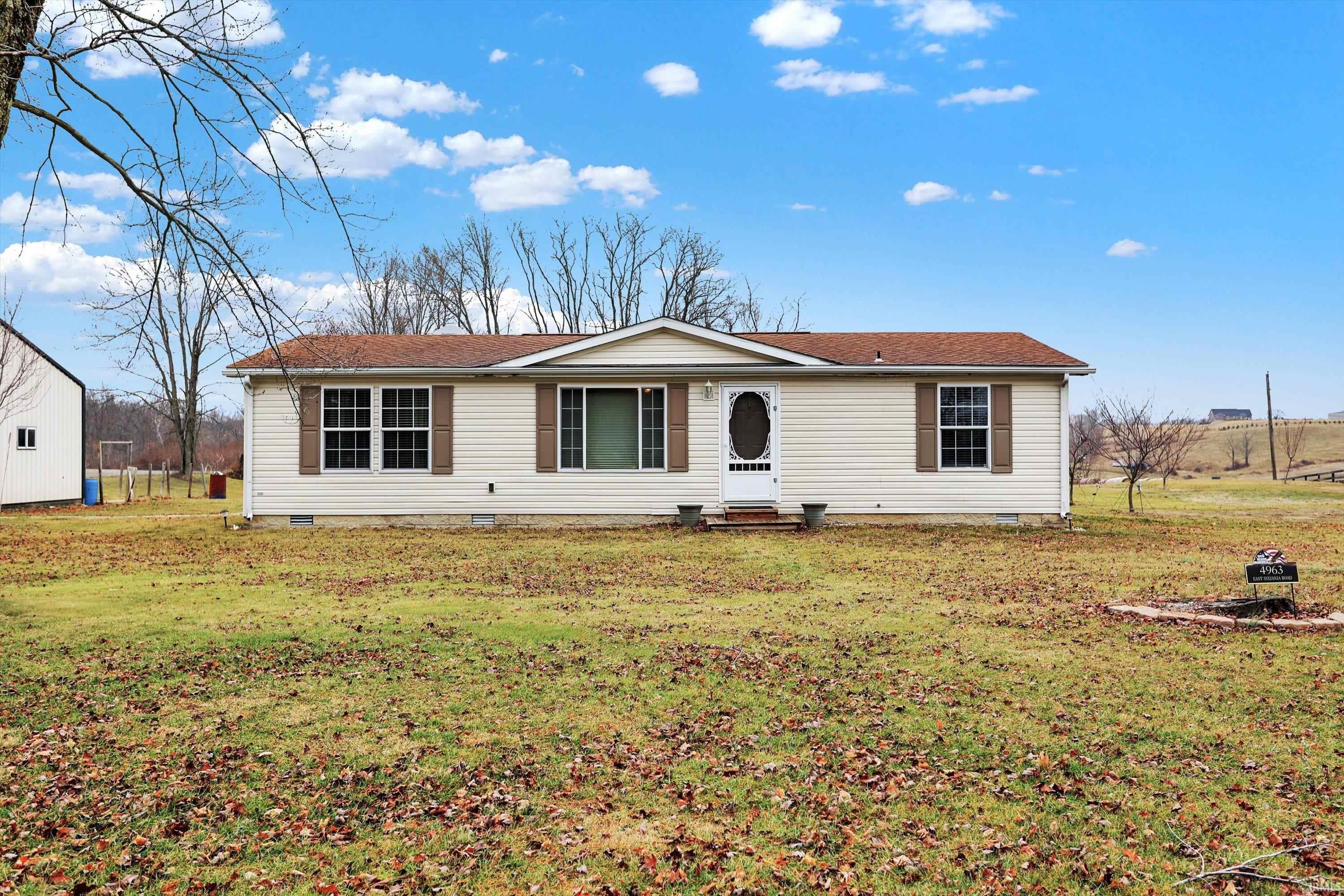 4963 East Sylvania Road Bloomfield, IN 47424 - Photo 1 of 36 Gallery Image 1