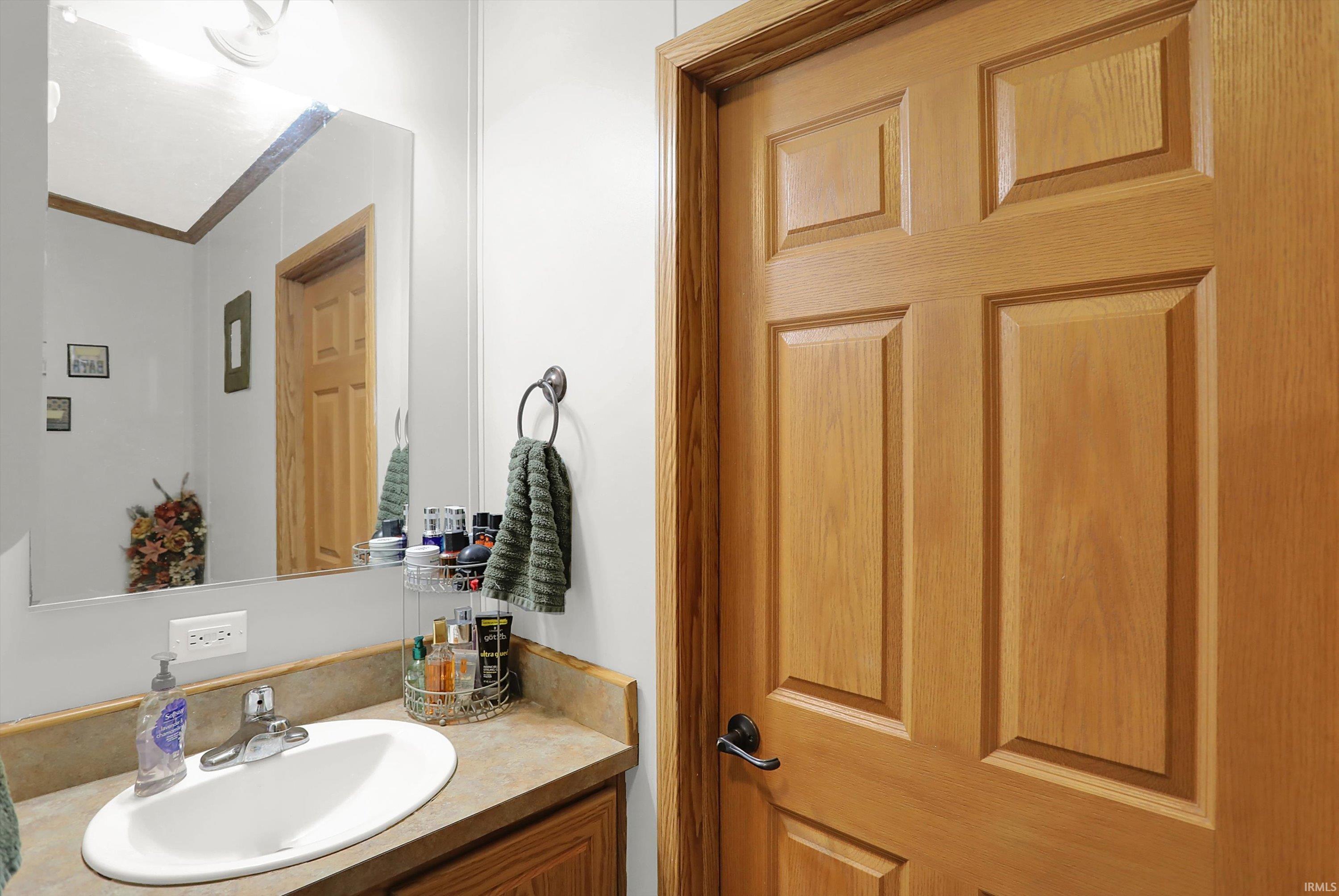 4963 East Sylvania Road Bloomfield, IN 47424 - Photo 23 of 36 Gallery Image 23
