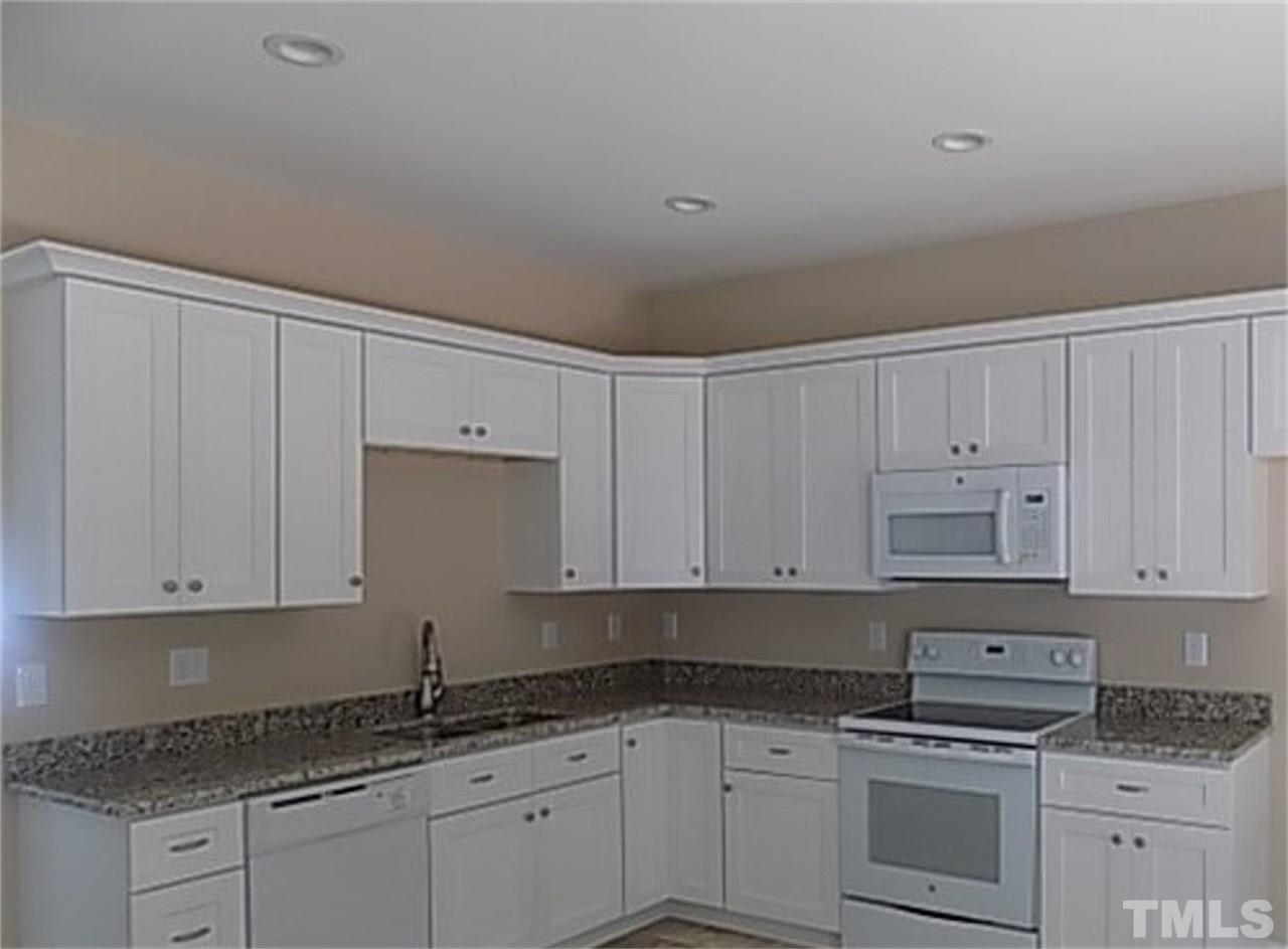 512 Old Farm Road Graham, NC 27253 - Photo 5 of 9 Gallery Image 5