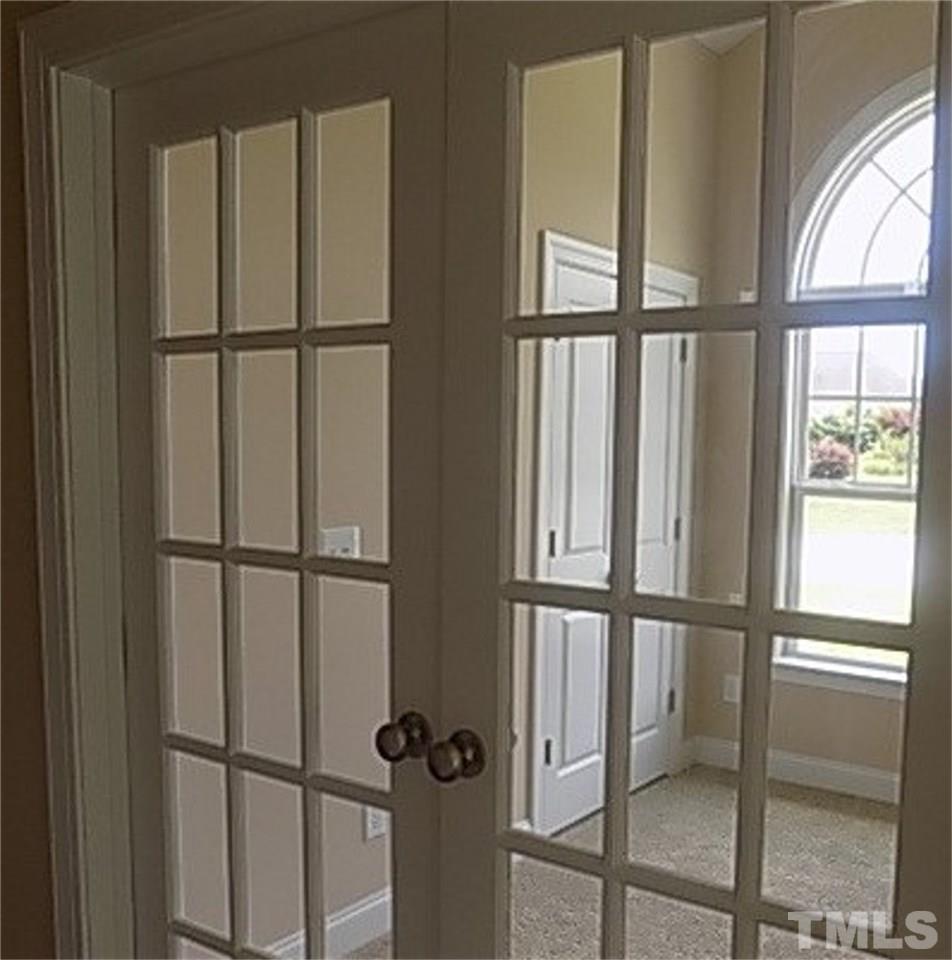 512 Old Farm Road Graham, NC 27253 - Photo 8 of 9 Gallery Image 8