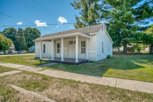 $136,088 | 116 East 8th Street, Evart, MI 49631