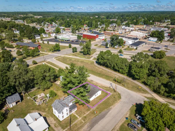 $136,088 | 116 East 8th Street, Evart, MI 49631