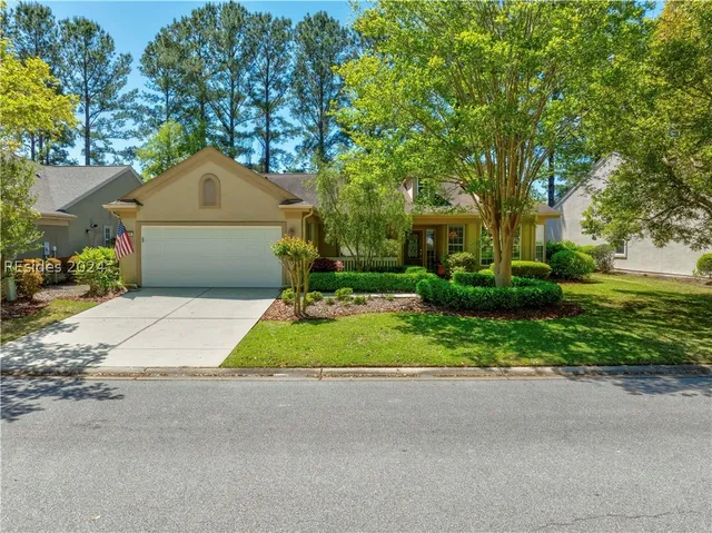 $425,000 | 184 Hampton Circle, Bluffton, SC 29909
