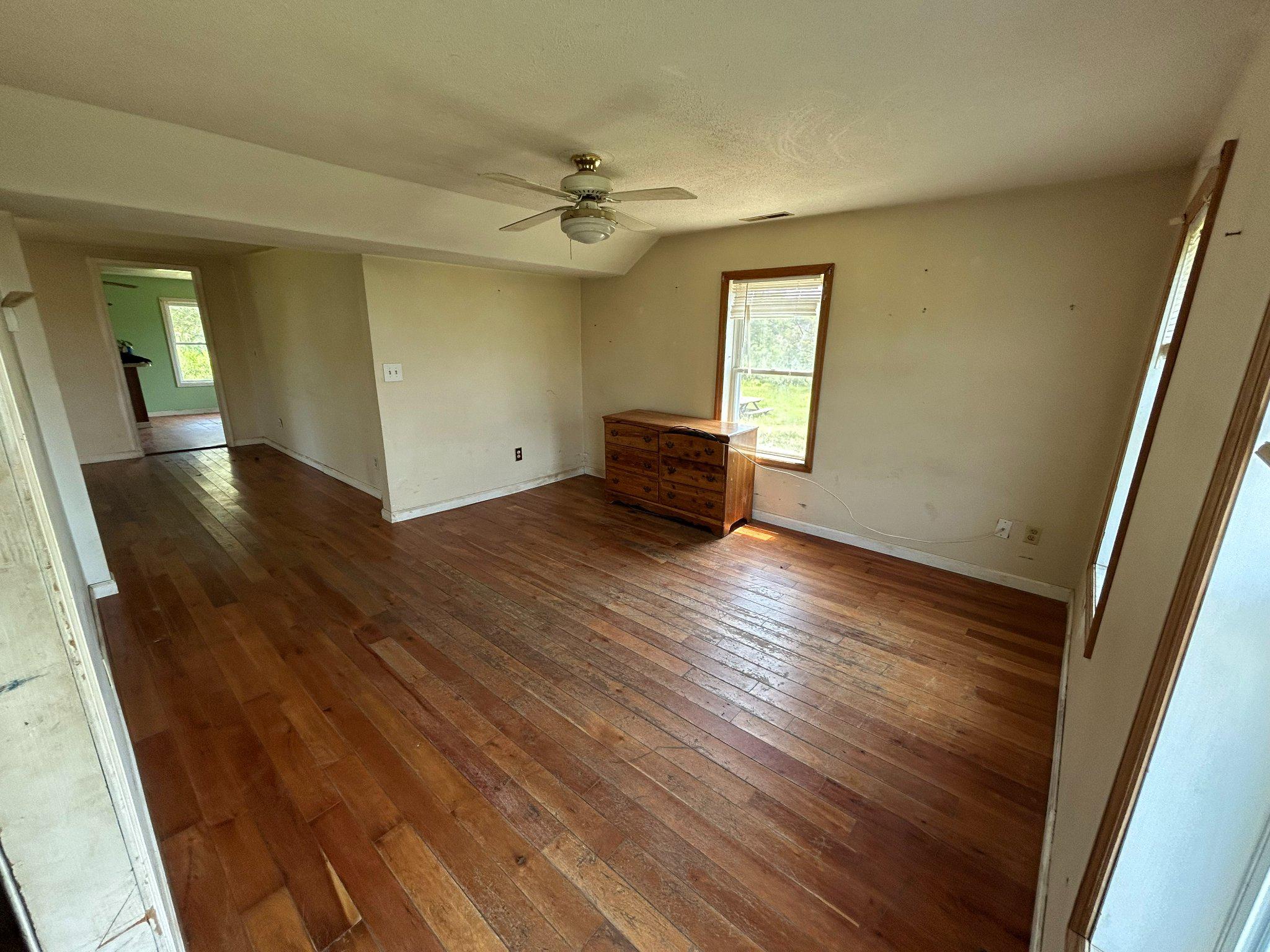 2439 Asquith Island Road Crapo, MD 21626 - Photo 9 of 14 Spacious room with natural light.