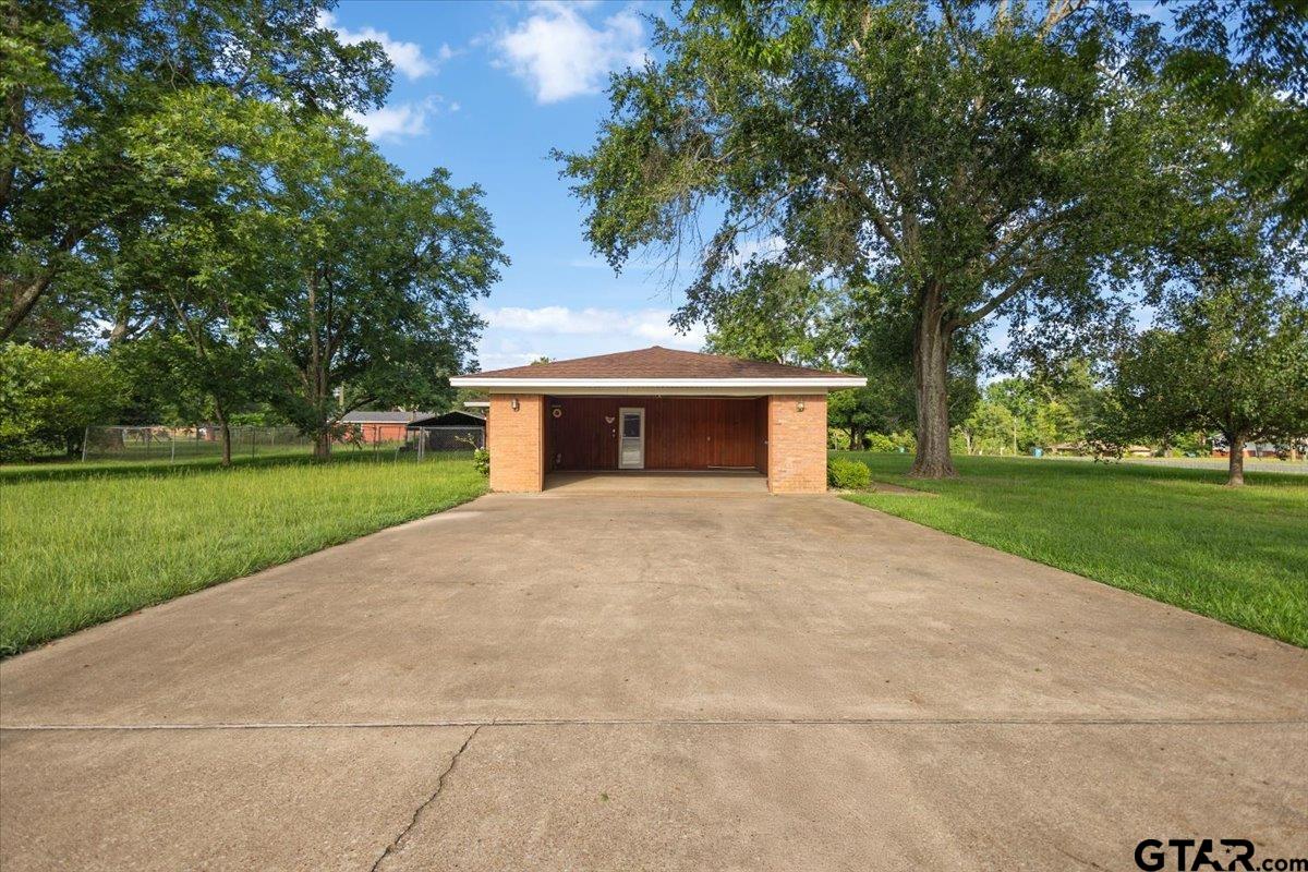 1201 East Johnson Drive Rusk, TX 75785 - Photo 4 of 48