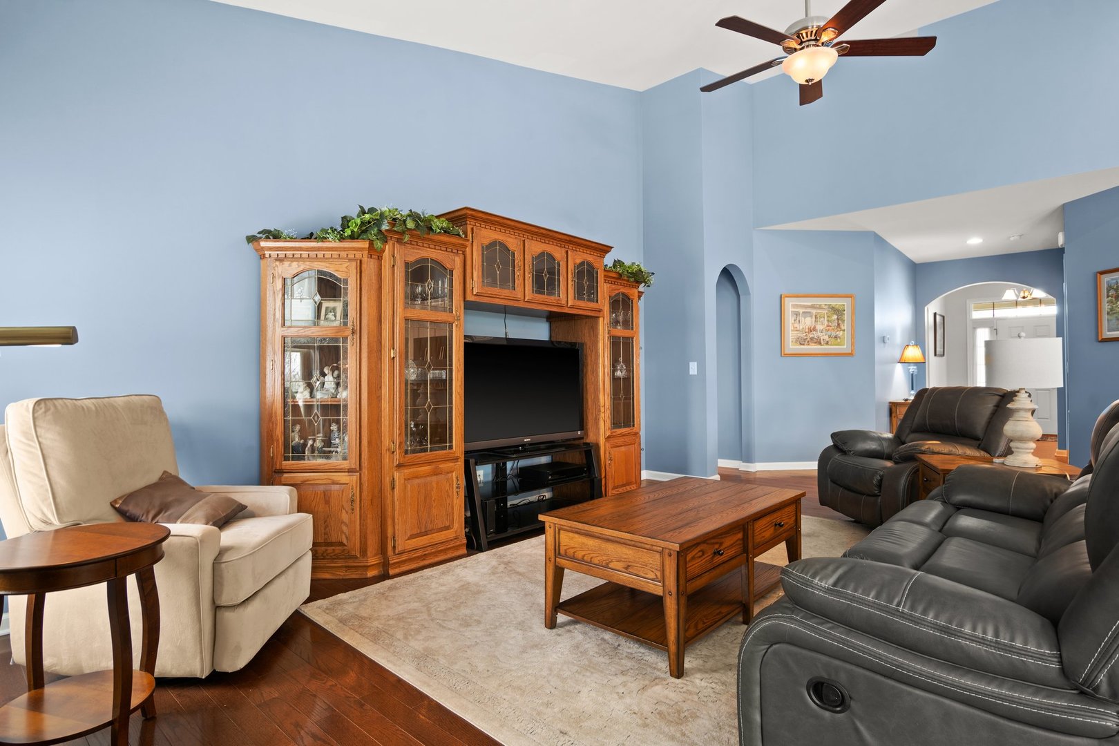 3808 Ridge Pointe Drive Geneva, IL 60134 - Photo 8 of 39 Gallery Image 8