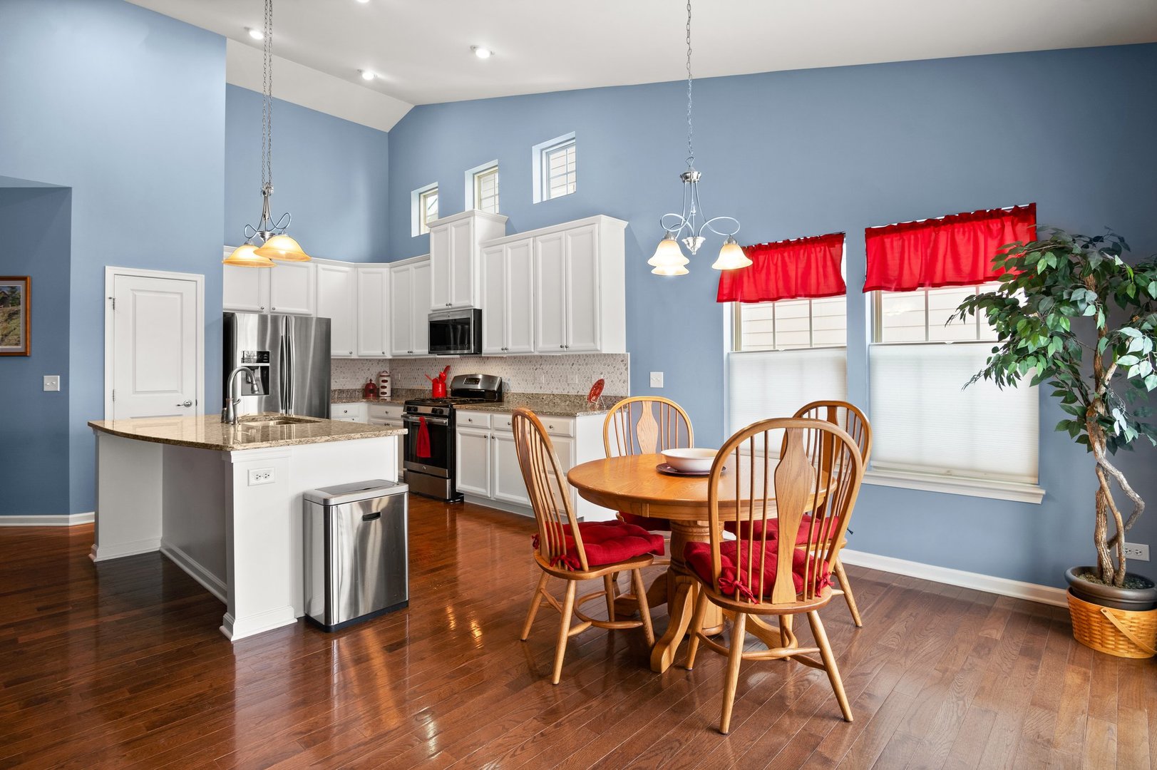 3808 Ridge Pointe Drive Geneva, IL 60134 - Photo 10 of 39 Gallery Image 10