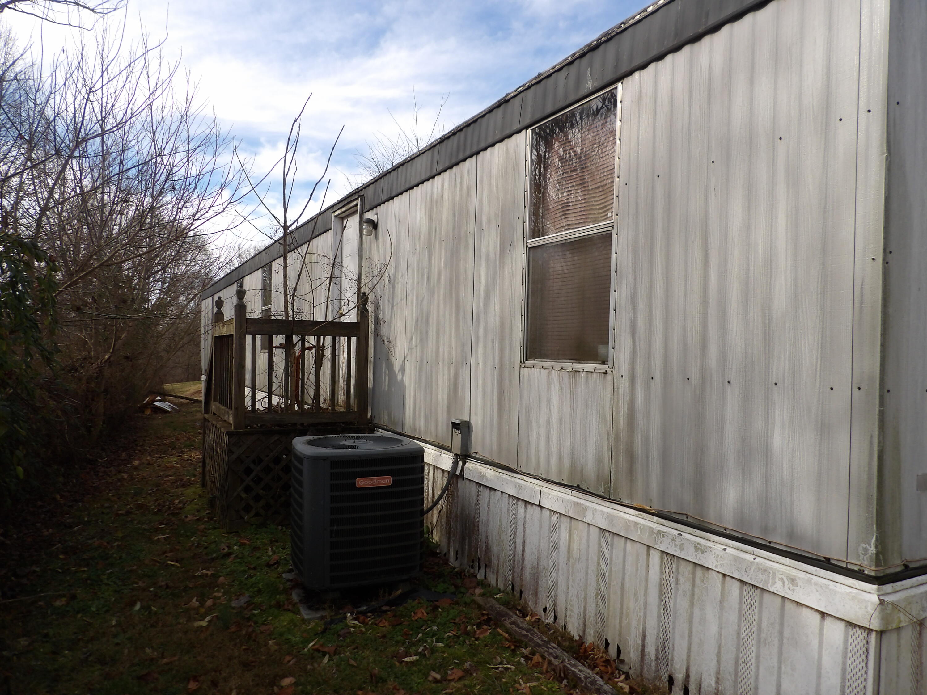 389 Don Gregory Road Monticello, KY 42633 - Photo 22 of 26 103_1881