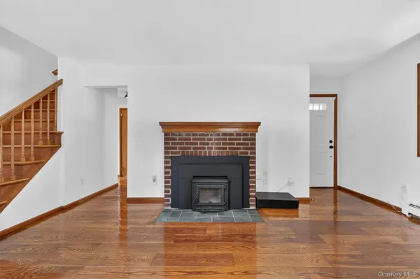 $599,000 | 141 Dogwood Road, Cortlandt Manor, NY 10567