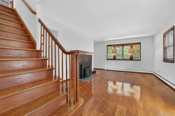 $599,000 | 141 Dogwood Road, Cortlandt Manor, NY 10567