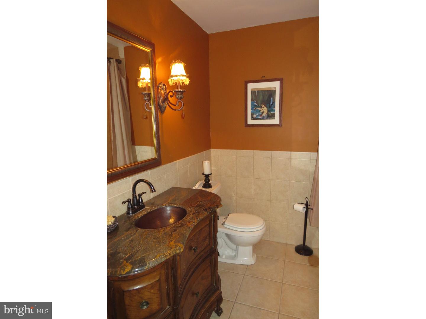 9733 Morefield Road Philadelphia, PA 19115 - Photo 16 of 25