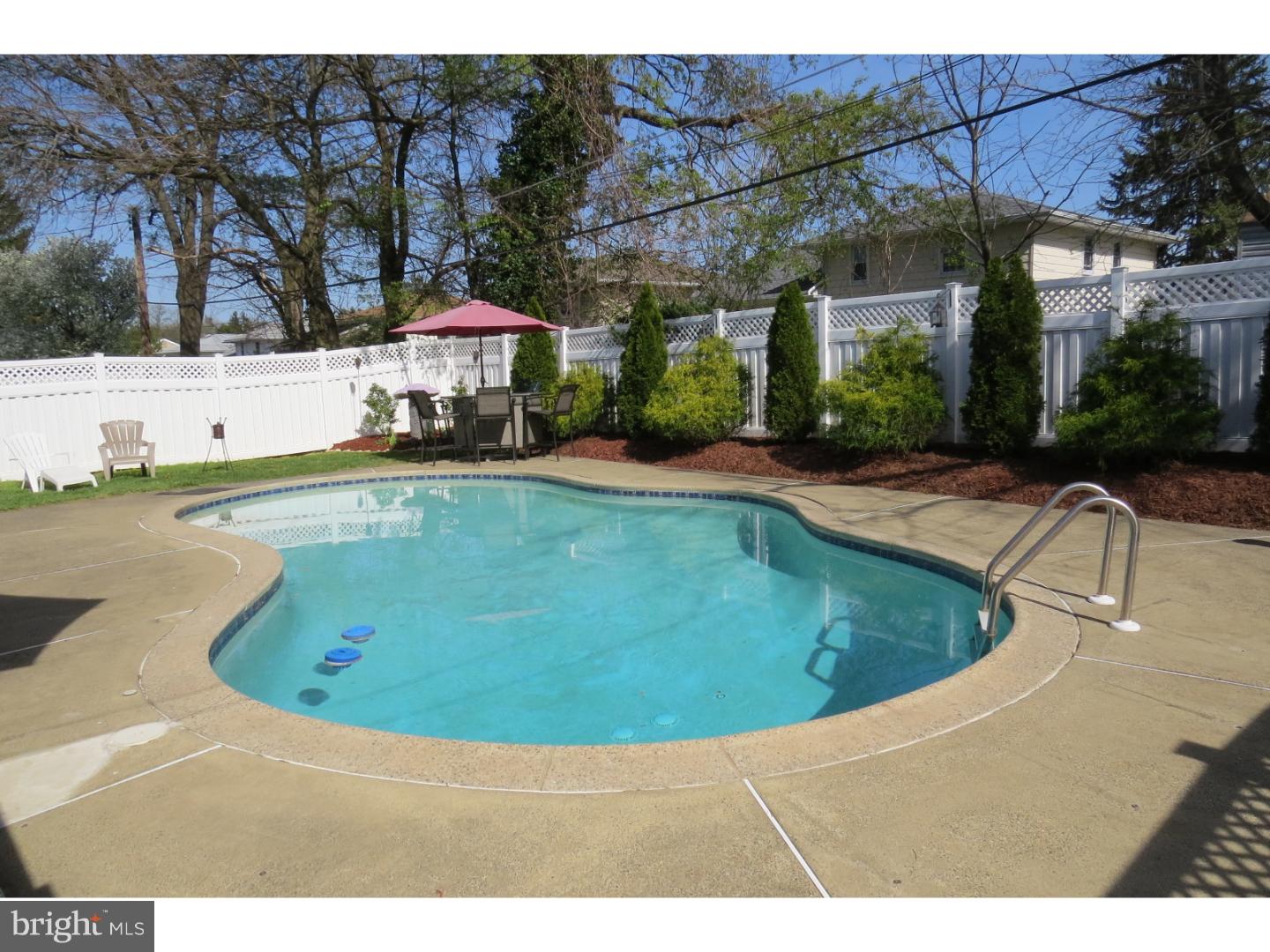 9733 Morefield Road Philadelphia, PA 19115 - Photo 24 of 25