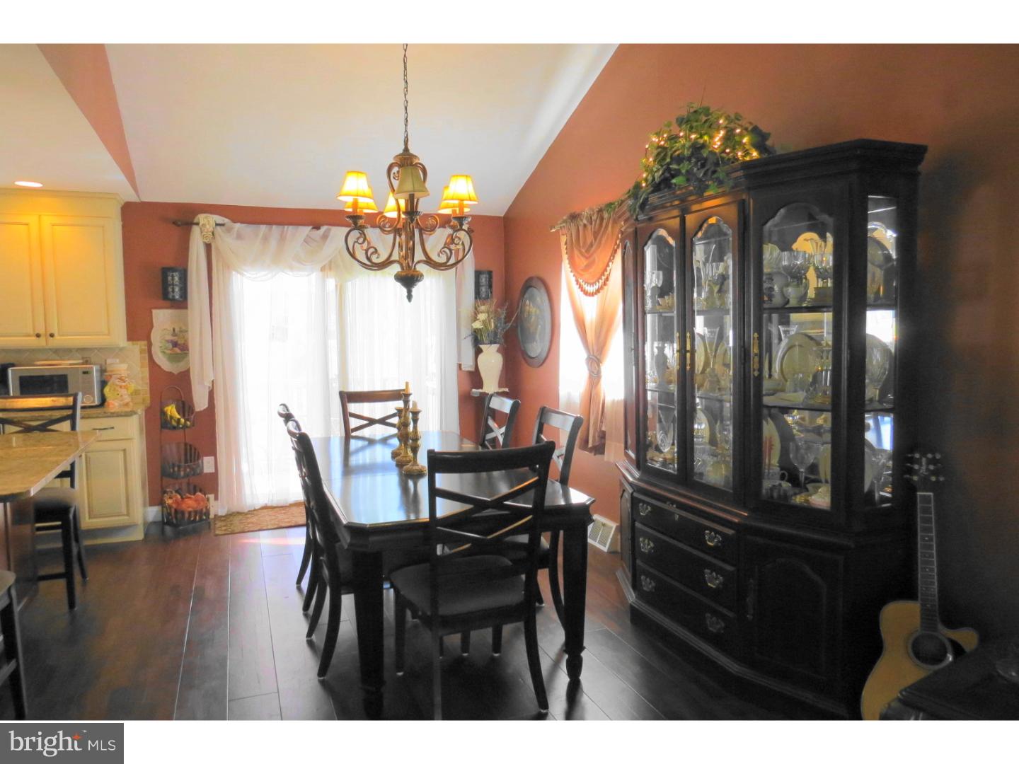 9733 Morefield Road Philadelphia, PA 19115 - Photo 7 of 25