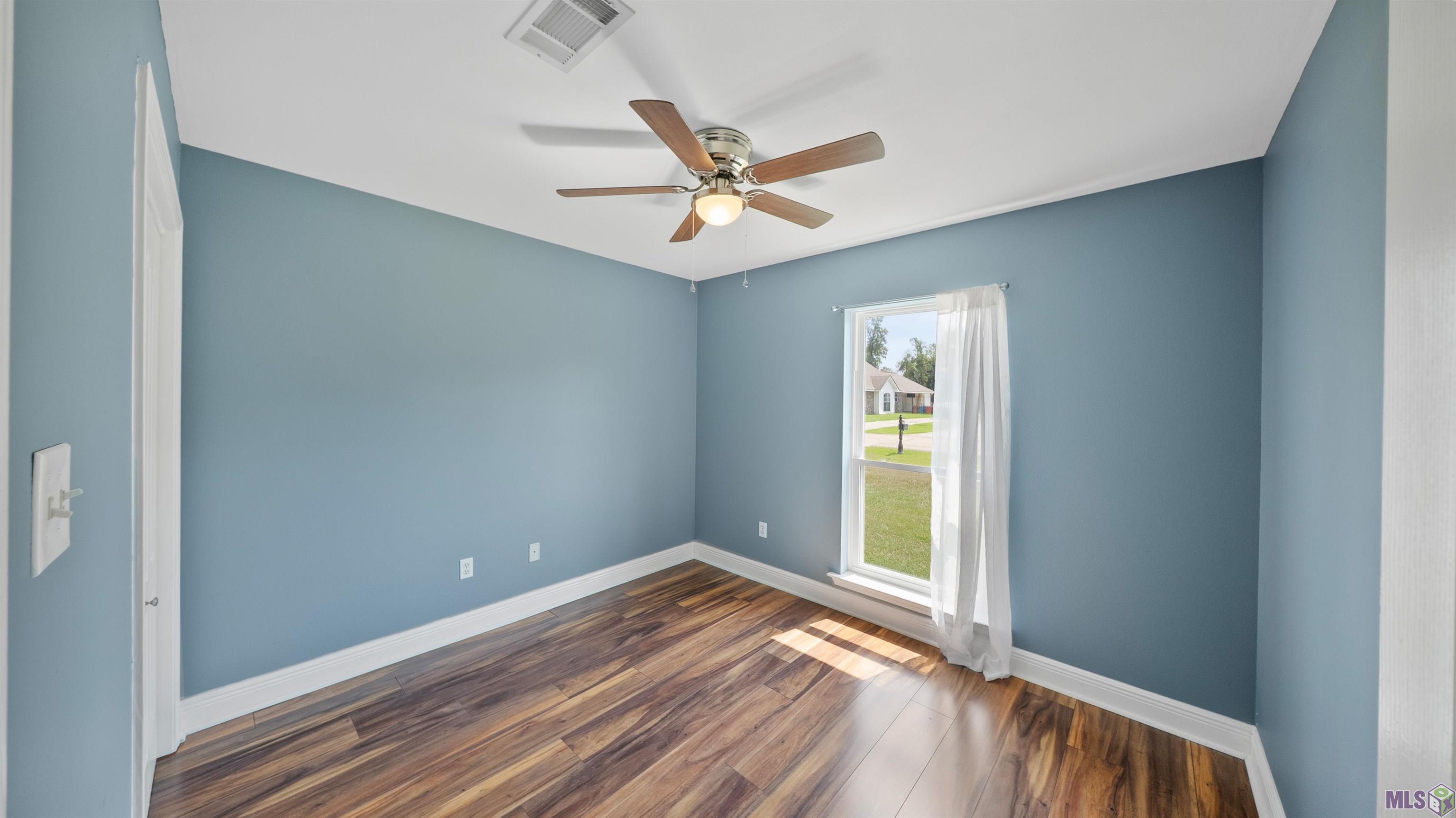 8077 Carlton Roberts Boulevard Denham Springs, LA 70726 - Photo 11 of 13