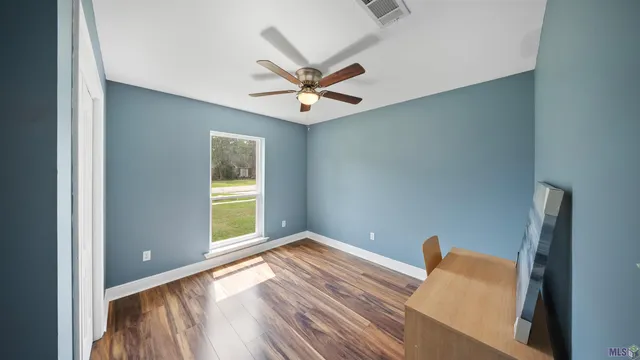 $1,800 | 8077 Carlton Roberts Boulevard, Denham Springs, LA 70726