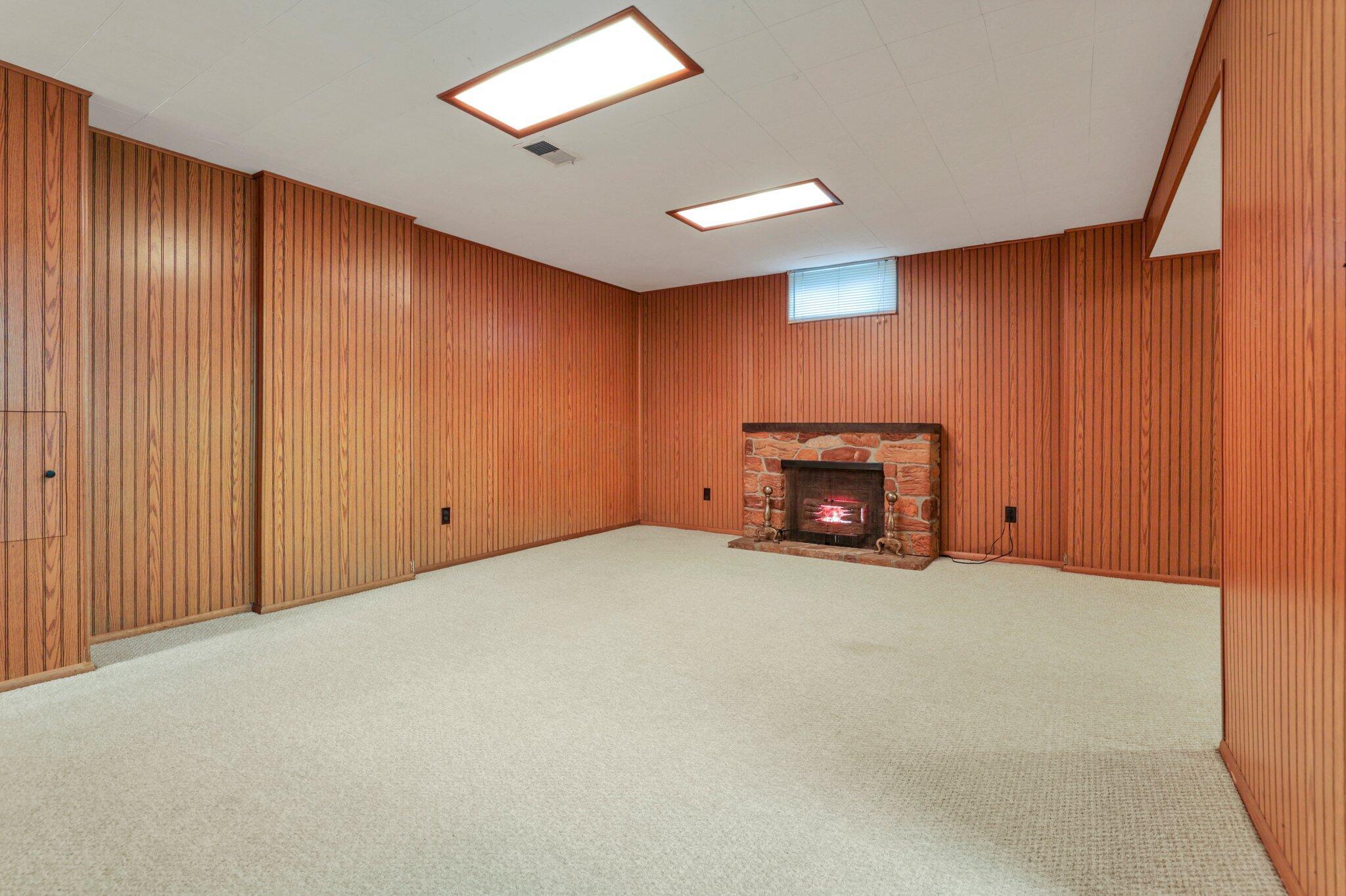 5834 Riverton Road Columbus, OH 43232 - Photo 37 of 58 Finished Basement