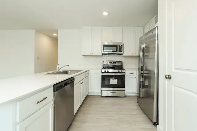 $1,575 | 14420 Jenson Creek, San Antonio, TX 78245