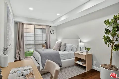 $1,595,000 | 315 North Swall Drive, Unit 103, Beverly Hills, CA 90211